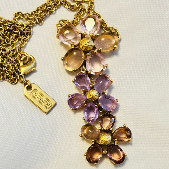 💰SOLD💰NWOT Coach Flower Charm Necklace - Picture 9 of 11